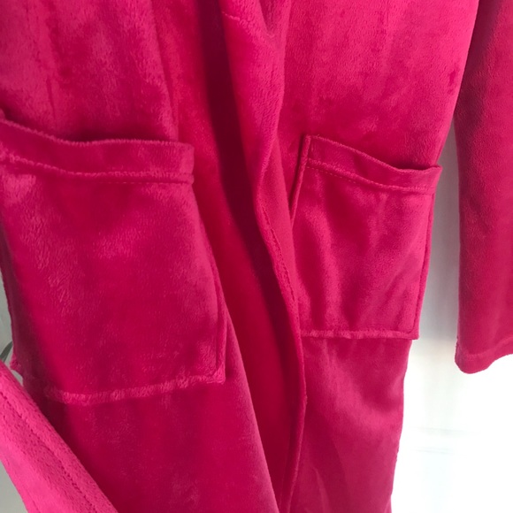 Ulta Robe - Picture 3 of 6